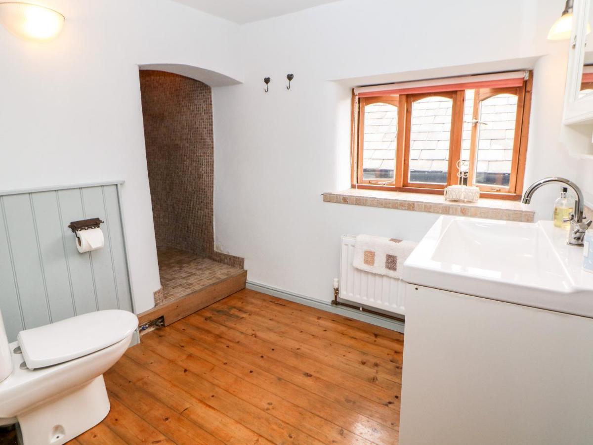 Kempshill Cottage 타이즈웰 외부 사진