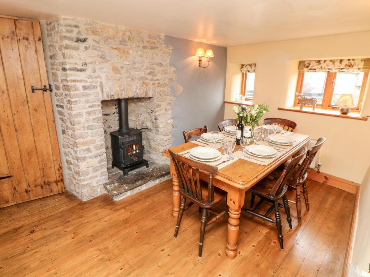 Kempshill Cottage 타이즈웰 외부 사진