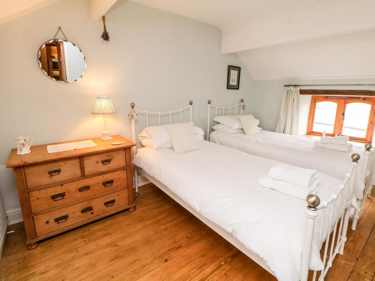 Kempshill Cottage 타이즈웰 외부 사진